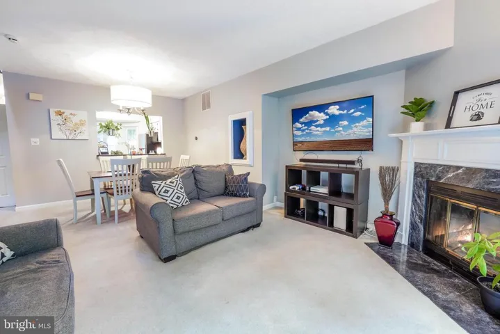 15768 Widewater Dr, Dumfries, Virginia 22025