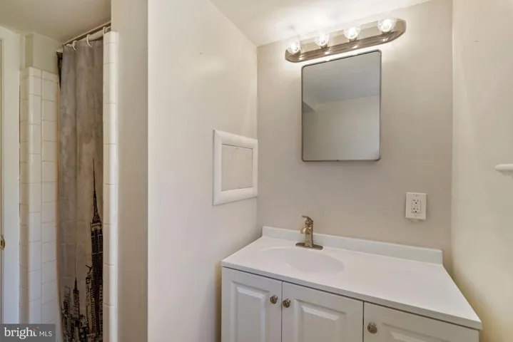 7432 Tower St, Falls Church, Virginia 22046