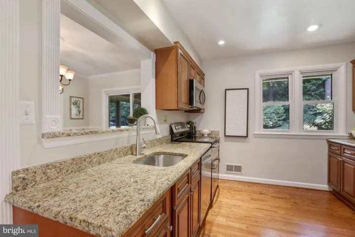 7432 Tower St, Falls Church, Virginia 22046