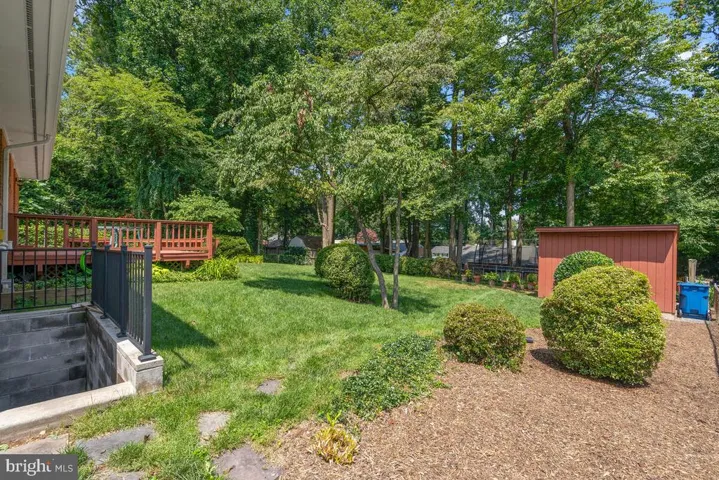 7506 Hamlet St, Springfield, Virginia 22151