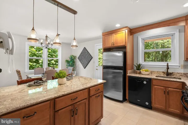 7506 Hamlet St, Springfield, Virginia 22151