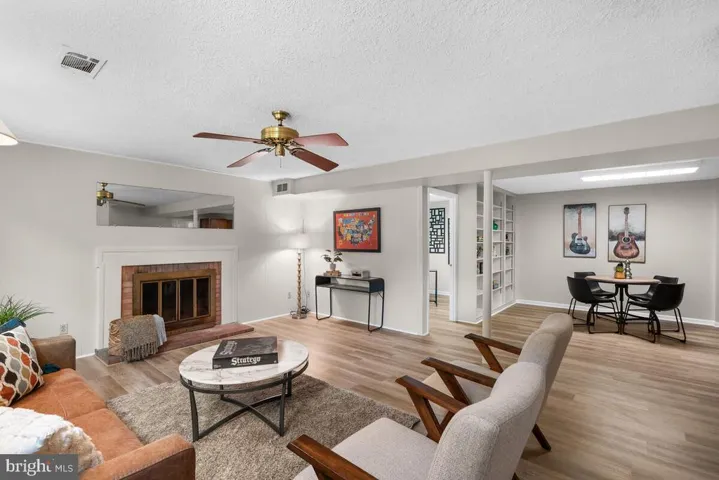 7506 Hamlet St, Springfield, Virginia 22151