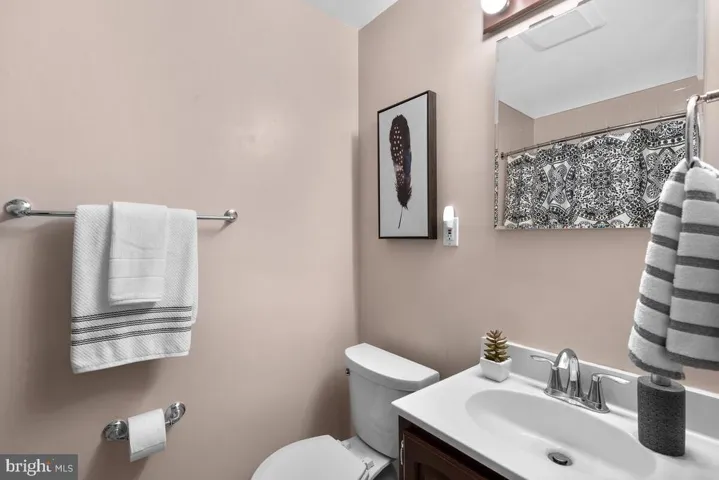 7506 Hamlet St, Springfield, Virginia 22151