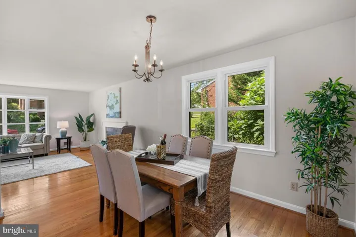 7506 Hamlet St, Springfield, Virginia 22151