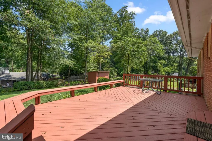 7506 Hamlet St, Springfield, Virginia 22151