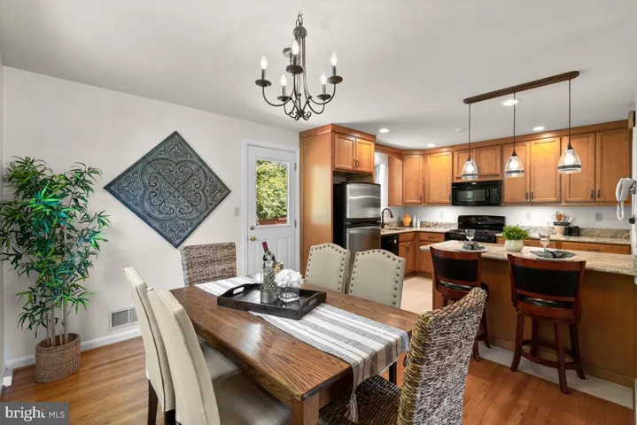 7506 Hamlet St, Springfield, Virginia 22151