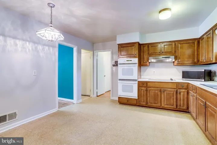 3524 King Arthur Rd, Annandale, Virginia 22003