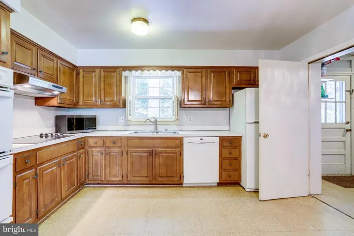 3524 King Arthur Rd, Annandale, Virginia 22003