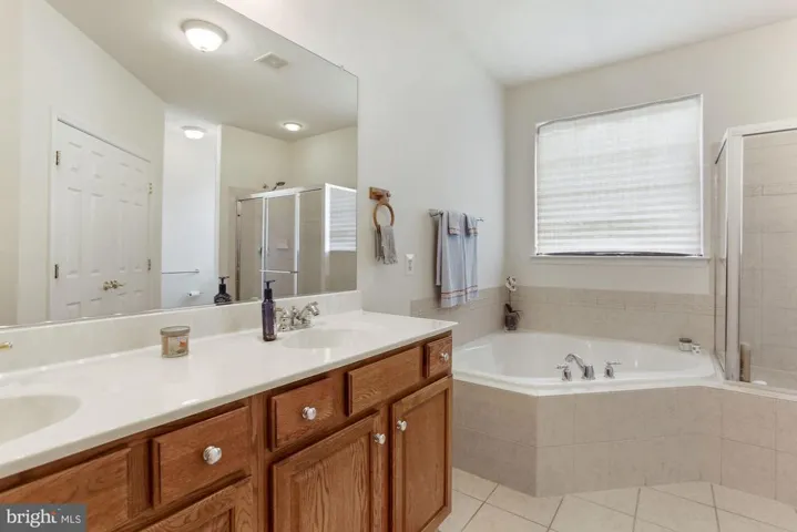 16158 Dancing Leaf Pl, Dumfries, Virginia 22025