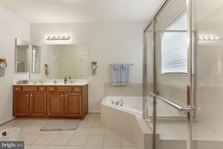 16158 Dancing Leaf Pl, Dumfries, Virginia 22025