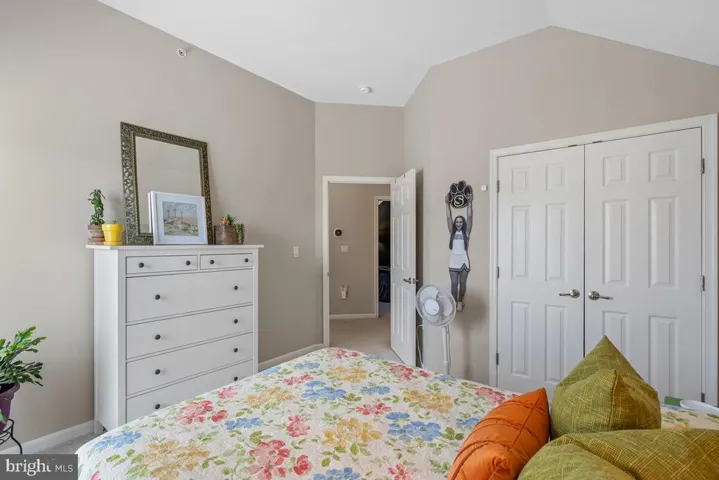 6817 Sabbarton Pl, Gainesville, Virginia 20155