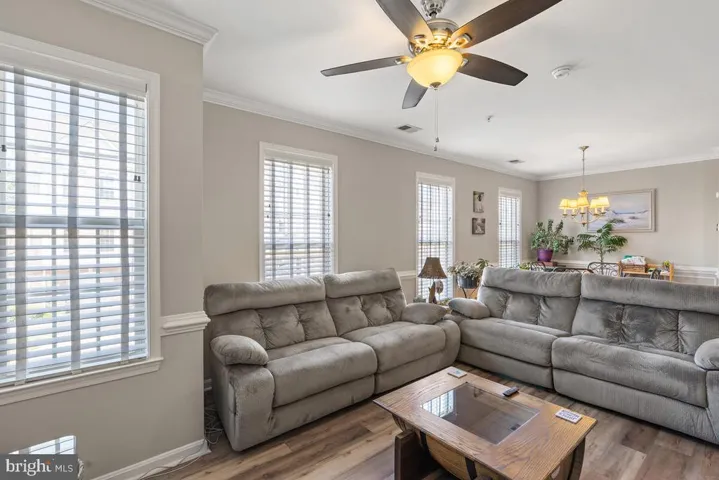 6817 Sabbarton Pl, Gainesville, Virginia 20155