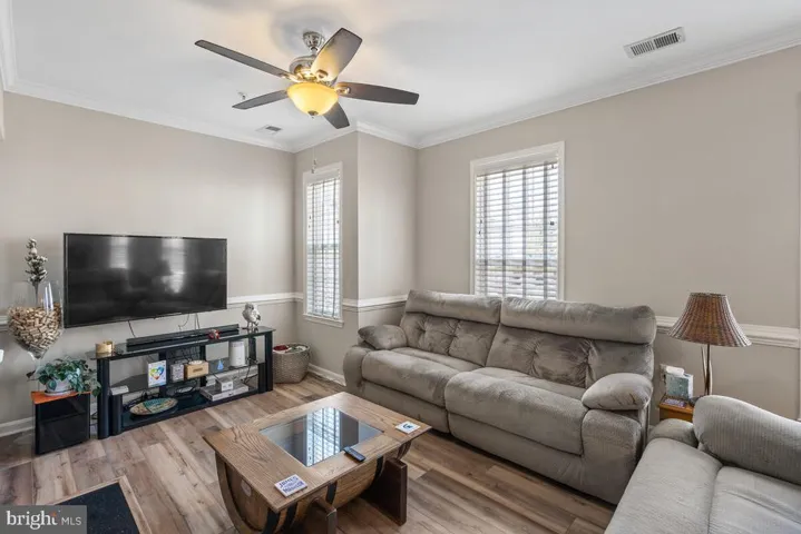 6817 Sabbarton Pl, Gainesville, Virginia 20155