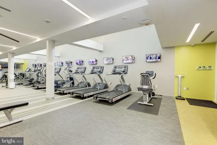 8370 Greensboro #216, Mclean, Virginia 22102