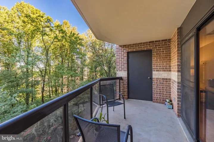 8370 Greensboro #216, Mclean, Virginia 22102