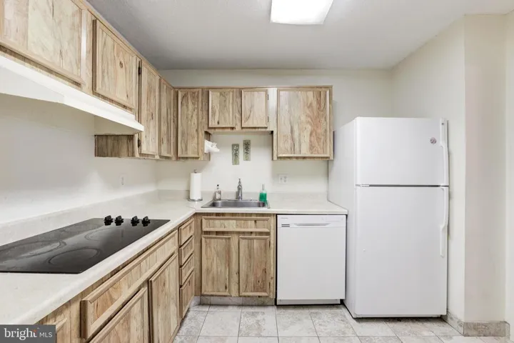 8370 Greensboro #216, Mclean, Virginia 22102