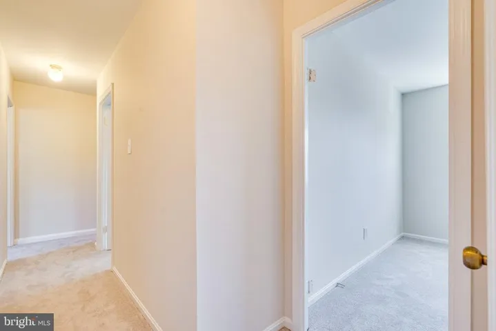 8307 Stationhouse Ct, Lorton, Virginia 22079