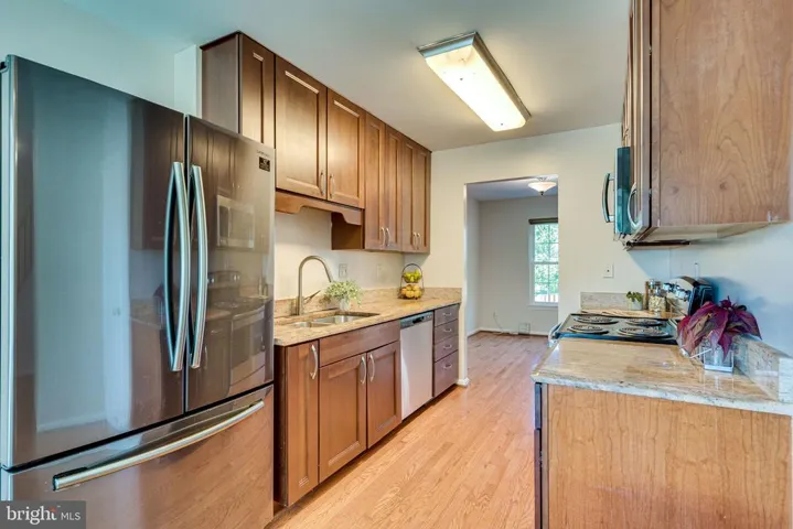 8307 Stationhouse Ct, Lorton, Virginia 22079