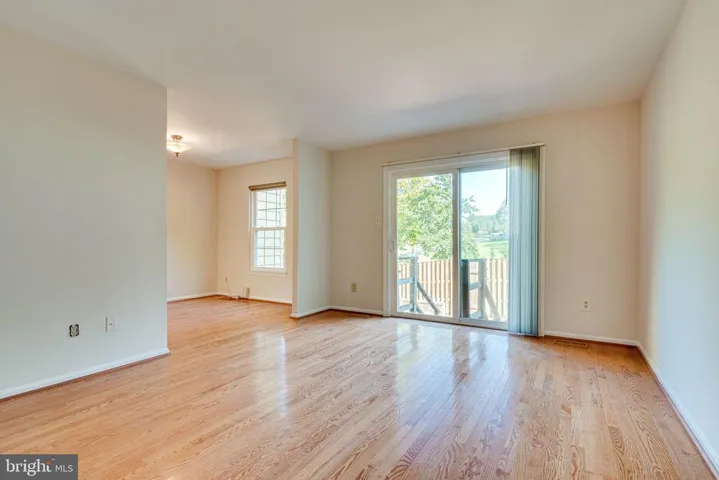 8307 Stationhouse Ct, Lorton, Virginia 22079