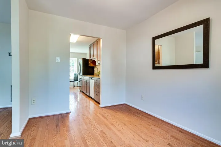8307 Stationhouse Ct, Lorton, Virginia 22079