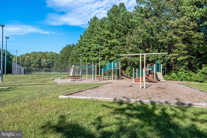 8307 Stationhouse Ct, Lorton, Virginia 22079
