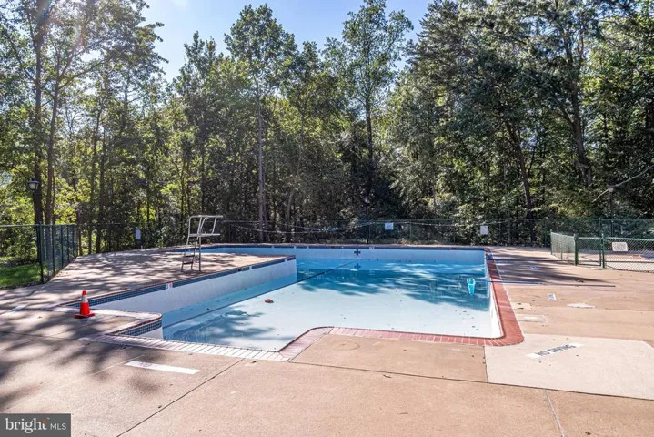 8307 Stationhouse Ct, Lorton, Virginia 22079