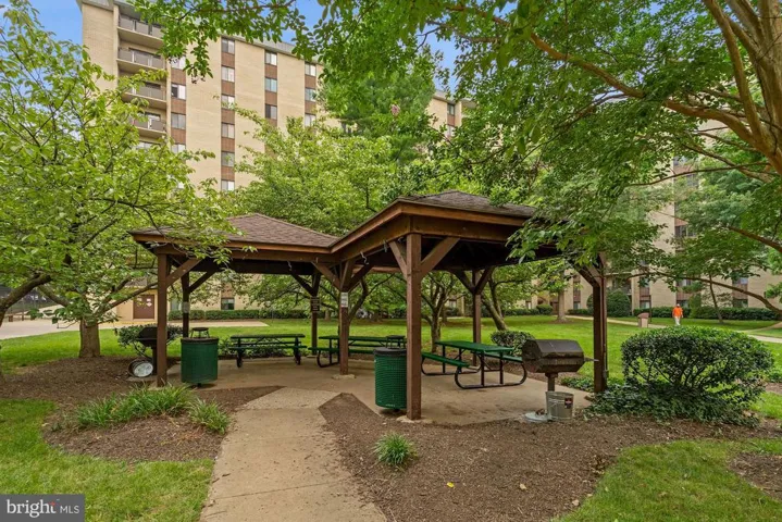 6001 Arlington Blvd #313, Falls Church, Virginia 22044