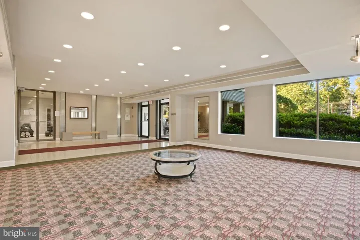 6001 Arlington Blvd #313, Falls Church, Virginia 22044