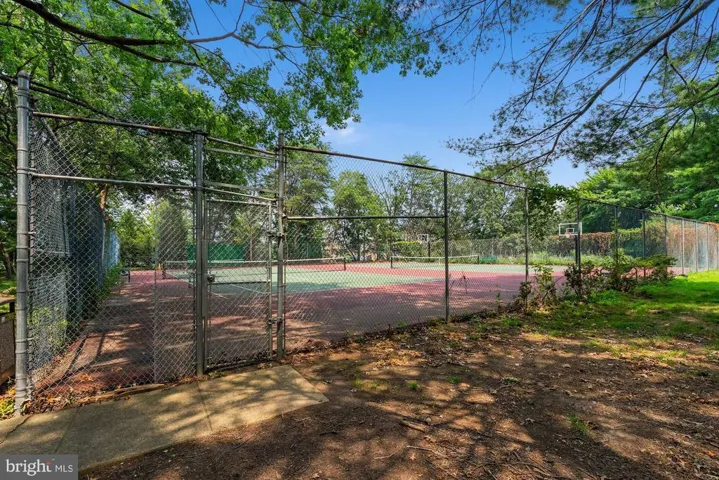 6001 Arlington Blvd #313, Falls Church, Virginia 22044