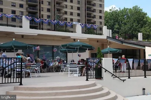 307 Yoakum Pkwy #1722, Alexandria, Virginia 22304