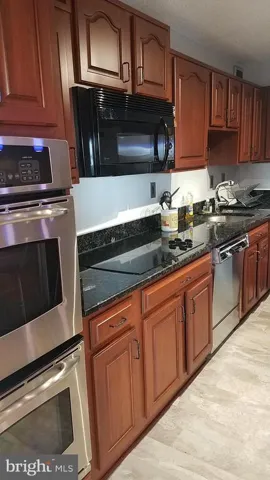307 Yoakum Pkwy #1722, Alexandria, Virginia 22304