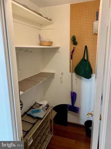 307 Yoakum Pkwy #1722, Alexandria, Virginia 22304