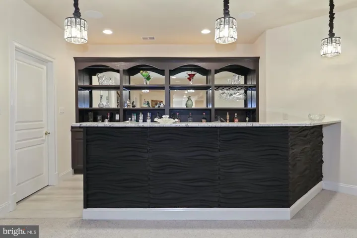 1018 Eaton Dr, Mclean, Virginia 22102