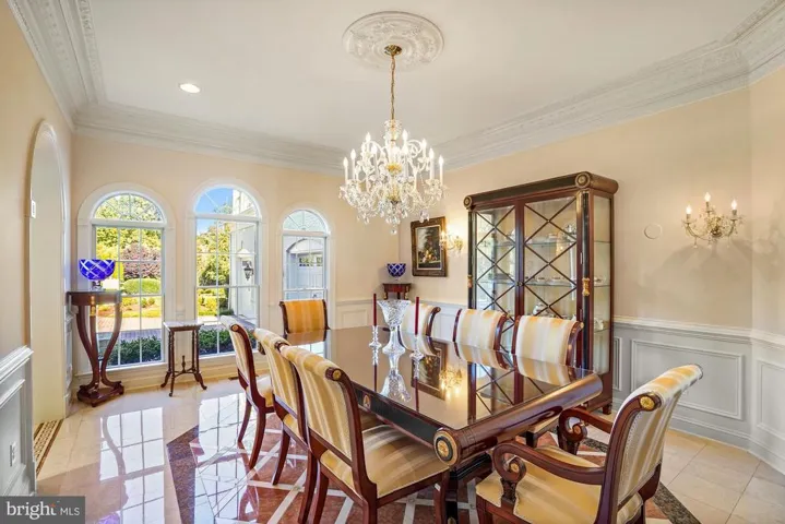 1018 Eaton Dr, Mclean, Virginia 22102