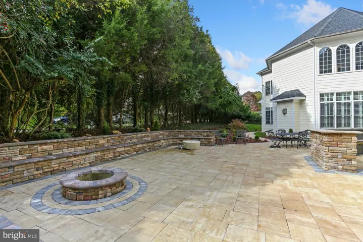 1018 Eaton Dr, Mclean, Virginia 22102