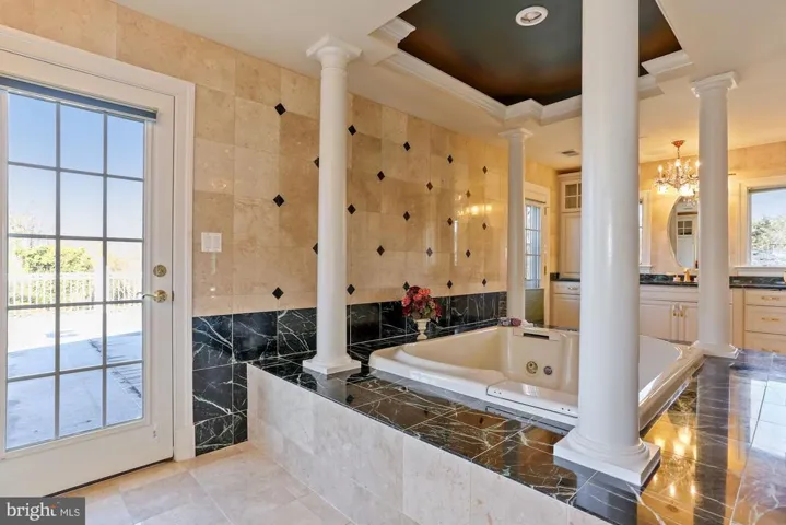 1018 Eaton Dr, Mclean, Virginia 22102