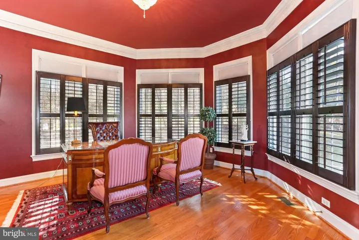 1018 Eaton Dr, Mclean, Virginia 22102