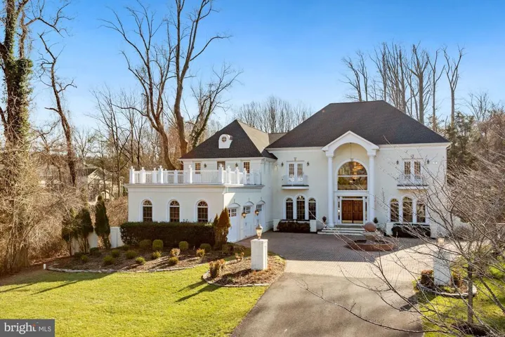 1018 Eaton Dr, Mclean, Virginia 22102