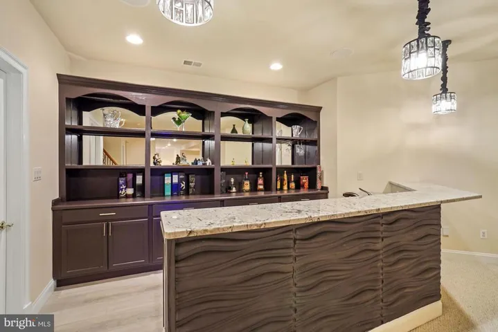 1018 Eaton Dr, Mclean, Virginia 22102