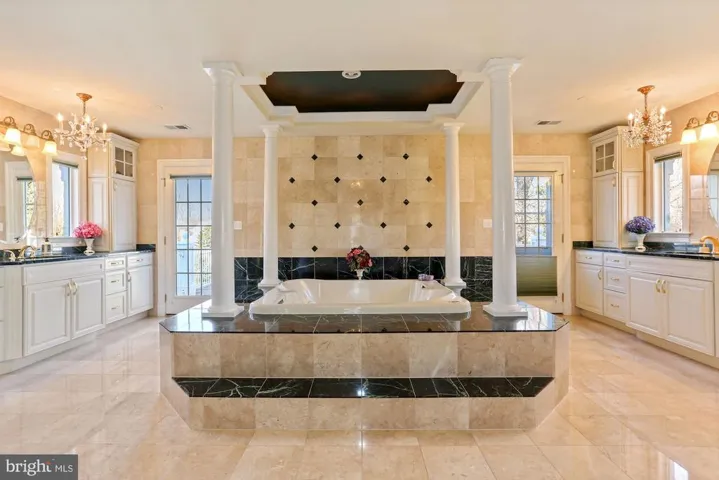 1018 Eaton Dr, Mclean, Virginia 22102