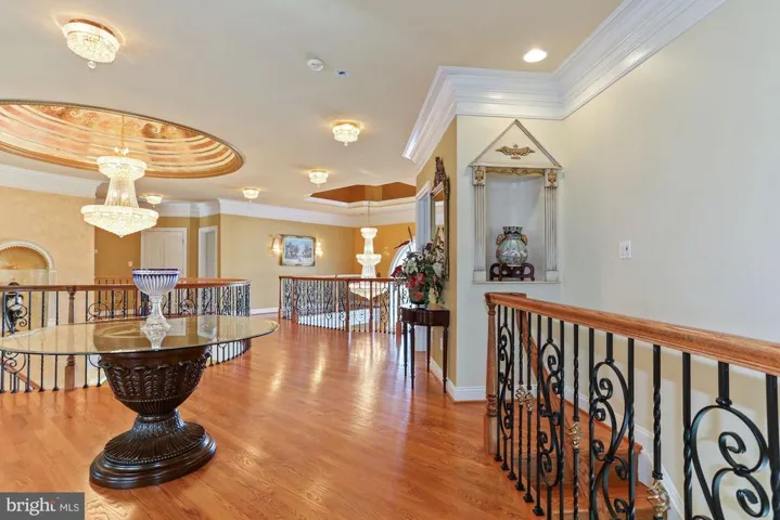 1018 Eaton Dr, Mclean, Virginia 22102