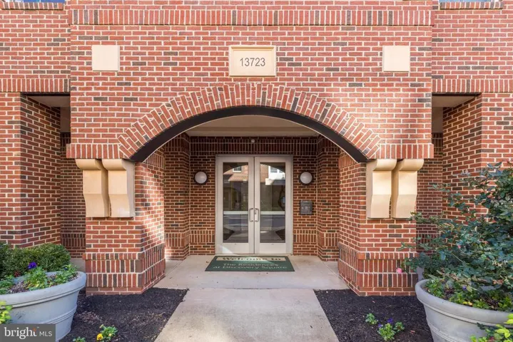 13723 Neil Armstrong Ave #202, Herndon, Virginia 20171