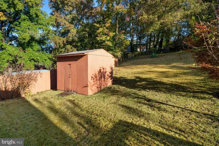 4004 Ronson Dr, Alexandria, Virginia 22310