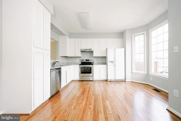 6584 Irvin Ct, Alexandria, Virginia 22312