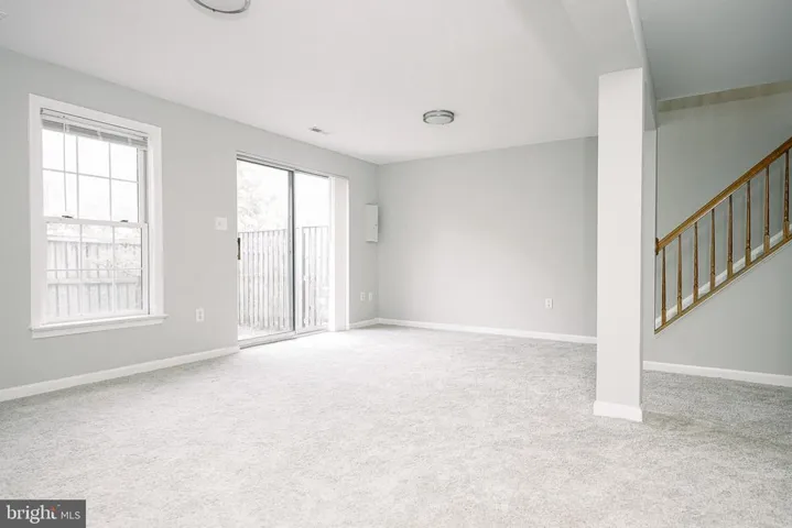 6584 Irvin Ct, Alexandria, Virginia 22312