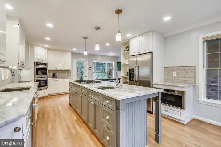 3701 Chanel Rd, Annandale, Virginia 22003