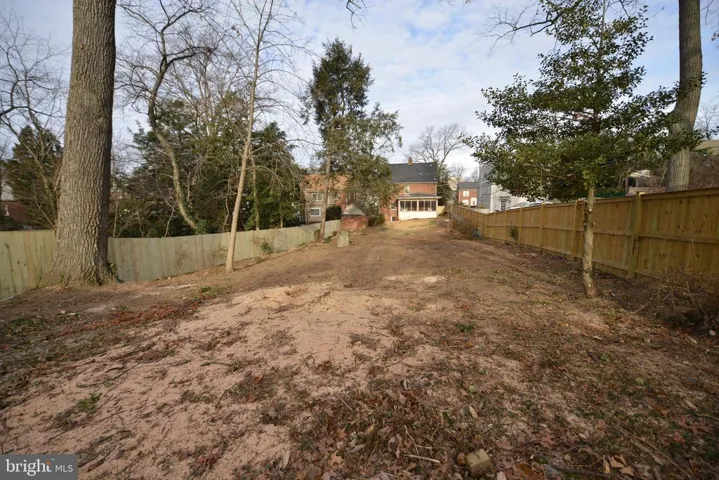 3724 N Pershing Dr, Arlington, Virginia 22203