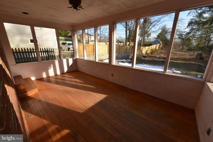 3724 N Pershing Dr, Arlington, Virginia 22203
