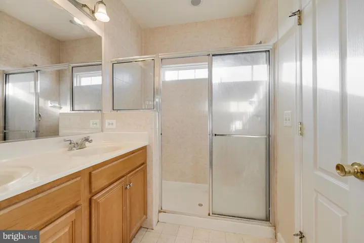 762 Ayrshire Ln, Woodbridge, Virginia 22191