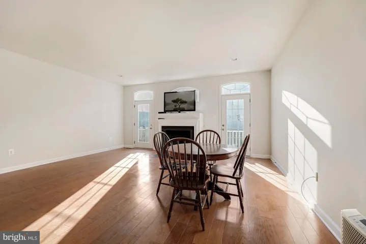 762 Ayrshire Ln, Woodbridge, Virginia 22191